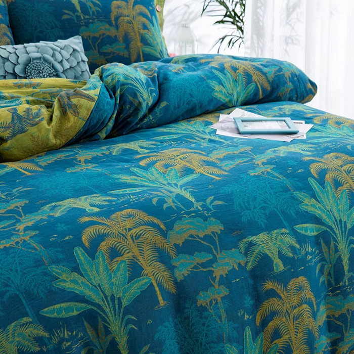 91家纺网 家纺一手货源 找家纺 双层纱家居 2025新款浅色系列双层纱四件套 奇幻丛林蓝