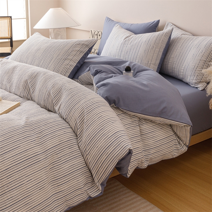 91家纺网 家纺一手货源 找家纺 忆生活家纺 2025新款全棉三层纱色织大提花条纹款四件套 初恋-宝石蓝