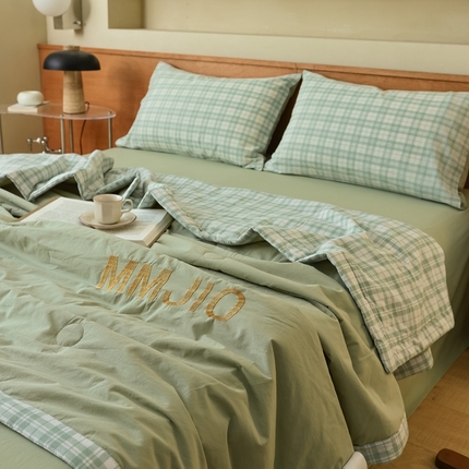 91家纺网 家纺一手货源 找家纺 寐眠2025新款全棉水洗棉刺绣夏被【夏被四件套】 绿色森林