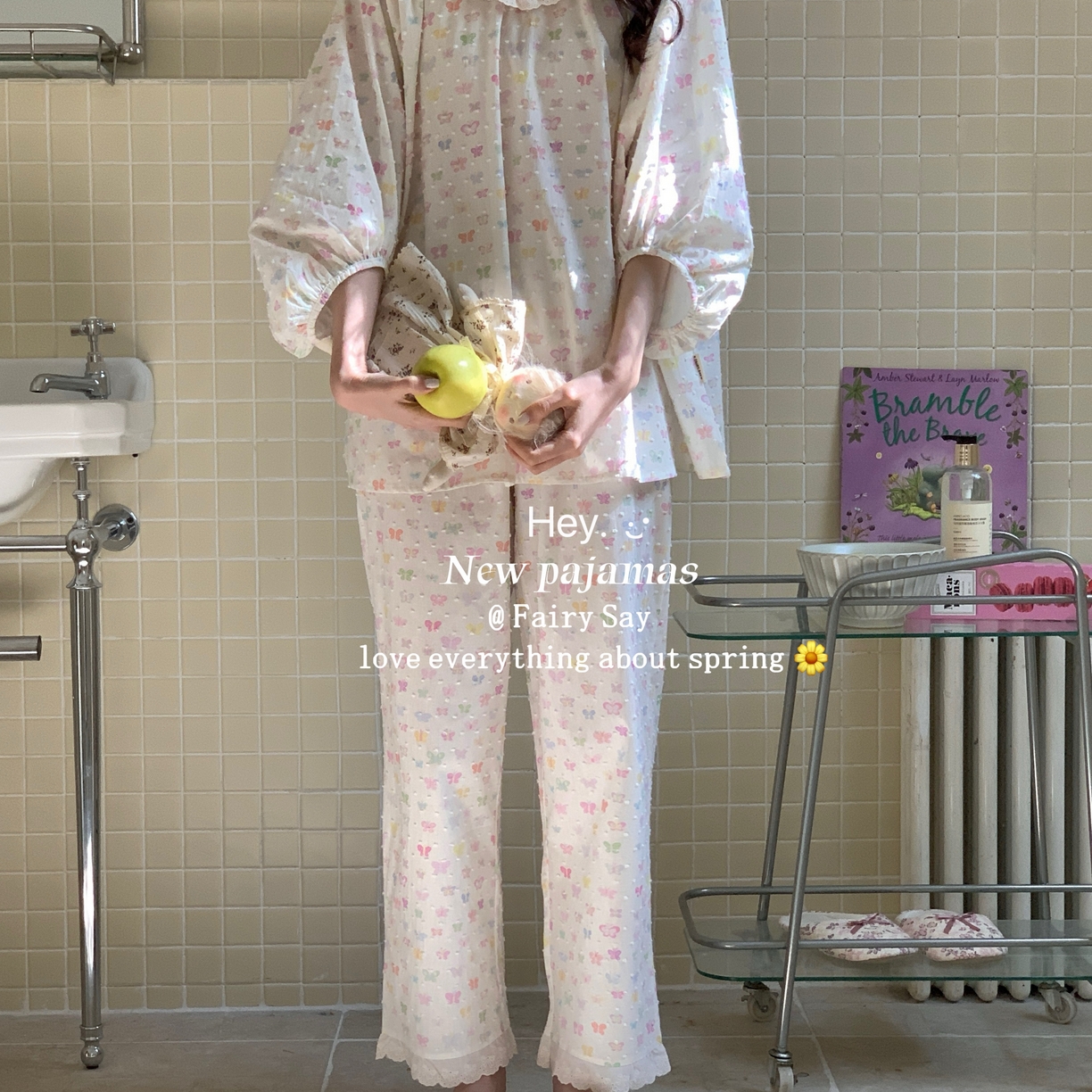 91家纺网 家纺一手货源 找家纺 （总）妍景家居生活馆 2025新款草莓兔棉纱睡衣套装