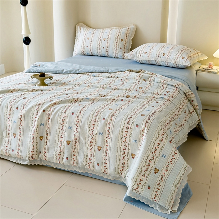 91家纺网 家纺一手货源 找家纺 2025新款全棉花边大豆夏被四件套 弗朗妮