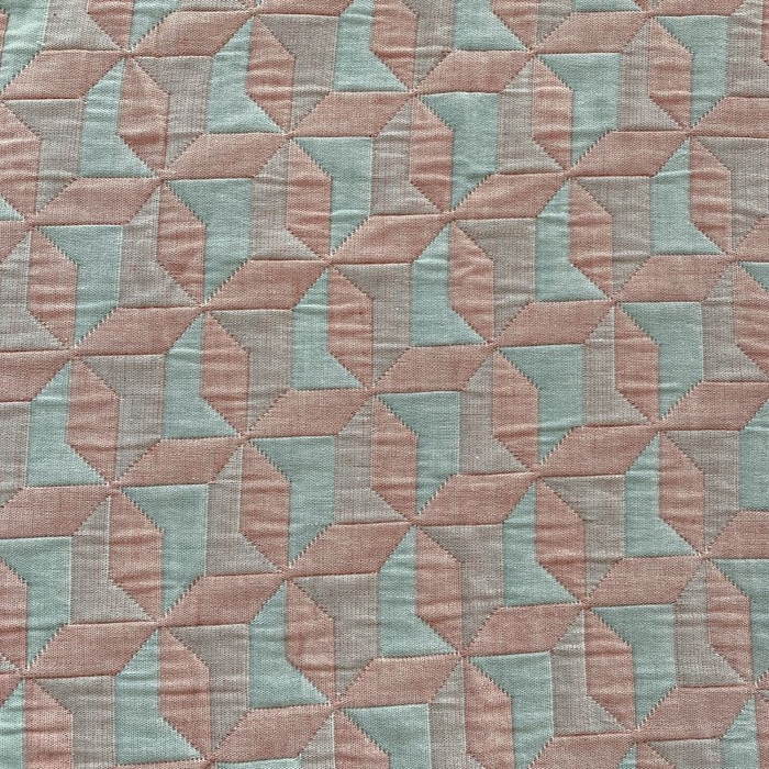 91家纺网 家纺一手货源 找家纺  2025新款a类全棉三层纱多功能毛巾被盖毯床单夏被空调被 风车粉