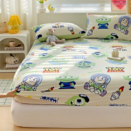 91家纺网 家纺一手货源 找家纺 （总）名兮家居 2025新款正版授权经典奥特曼-三丽鸥全棉印花床笠