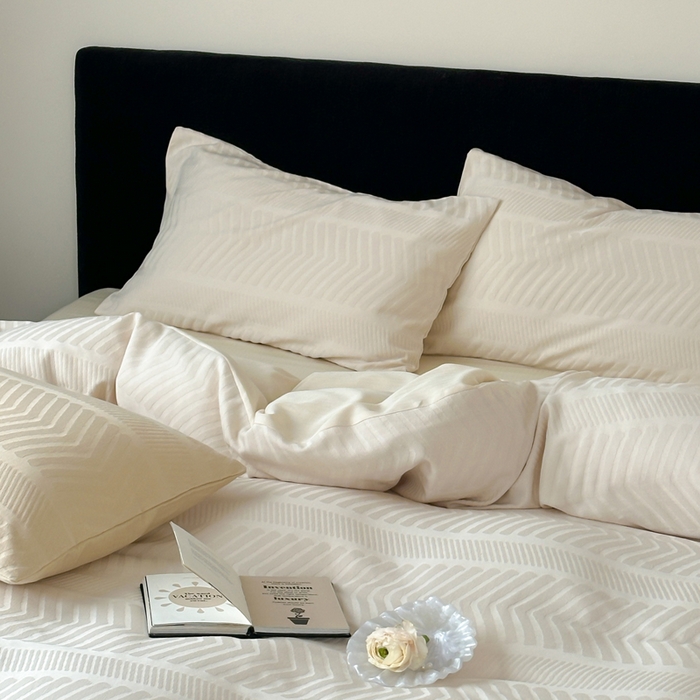 91家纺网 家纺一手货源 找家纺 例外Home 2025新款全棉提花四件套-鱼骨纹 鱼骨纹-米白