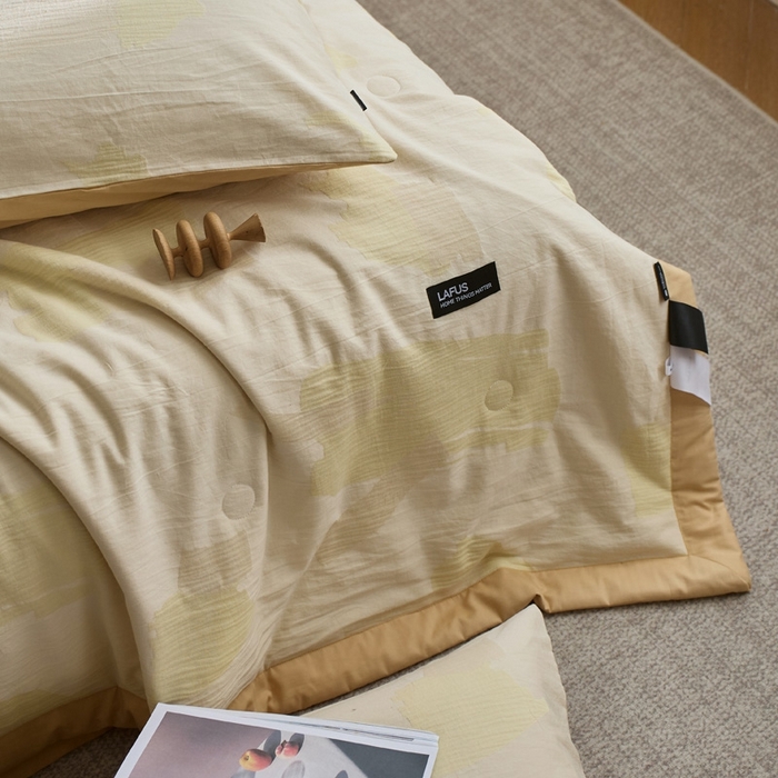 91家纺网 家纺一手货源 找家纺 莱福仕家纺 2025新款水洗棉色织大提花夏被  （控价150*200不低于199 200*230不低于219） 羽织星序