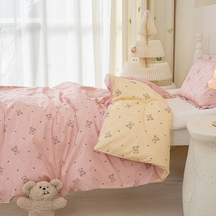 91家纺网 家纺一手货源 找家纺 良佐生活 2025新款高支高密全棉儿童被套 爱尼熊-粉