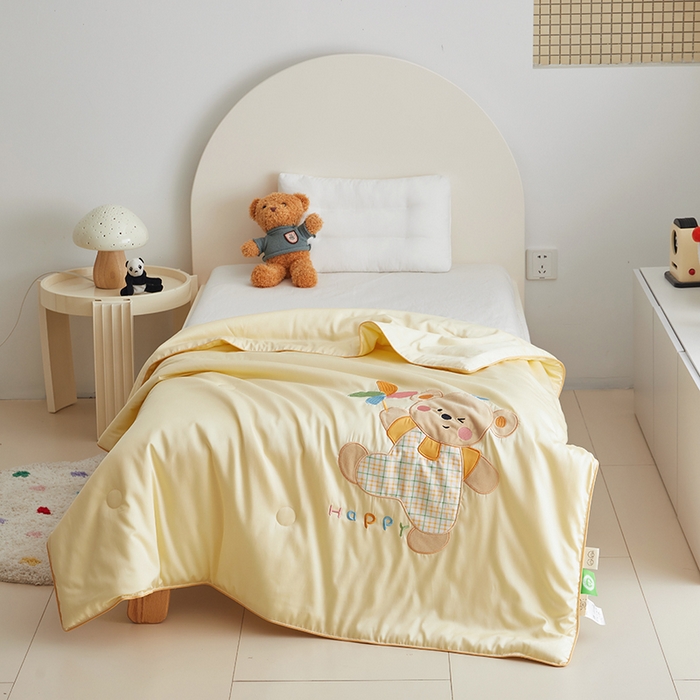 91家纺网 家纺一手货源 找家纺 （总）荷马之梦 2025新款系列—A类棉贴布绣大豆儿童夏被