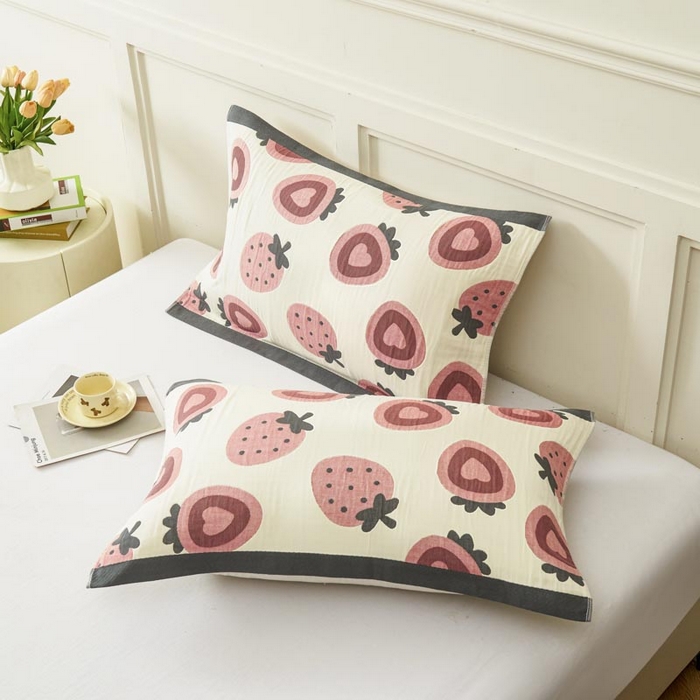 91家纺网 家纺一手货源 找家纺 2025新款纯棉加厚精梳棉纱布枕巾 草莓巧心-米黄 52*78cm/对