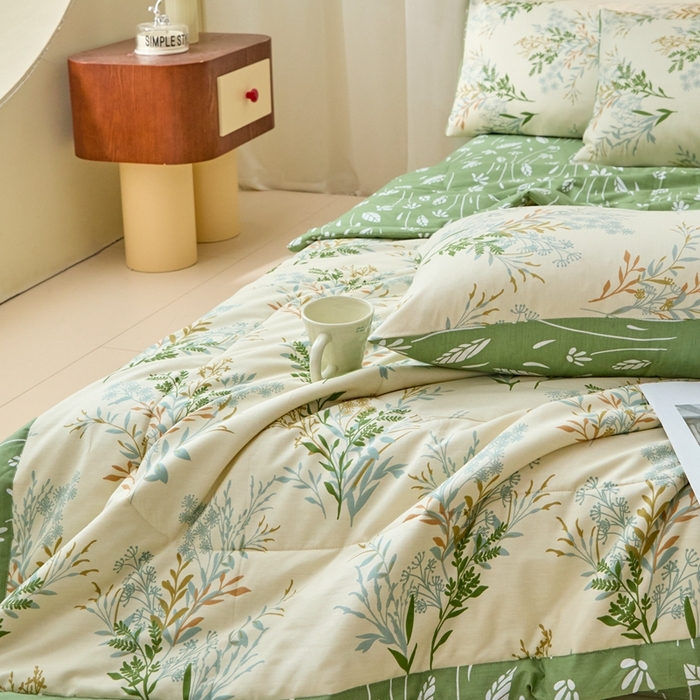 91家纺网 家纺一手货源 找家纺 珂博家纺2025新款亲肤全棉印花夏被 仙草