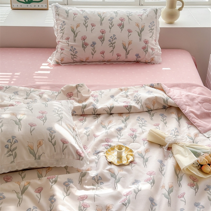 91家纺网 家纺一手货源 找家纺 2025新款全棉花边大豆夏被四件套 妙语花香