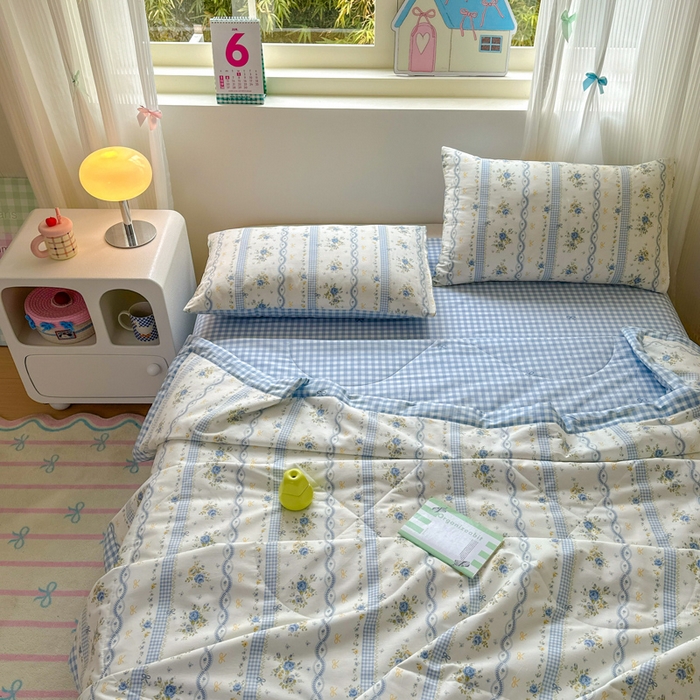 91家纺网 家纺一手货源 找家纺 曼之夏 2025新款全棉印花夏被四件套 蓝铃