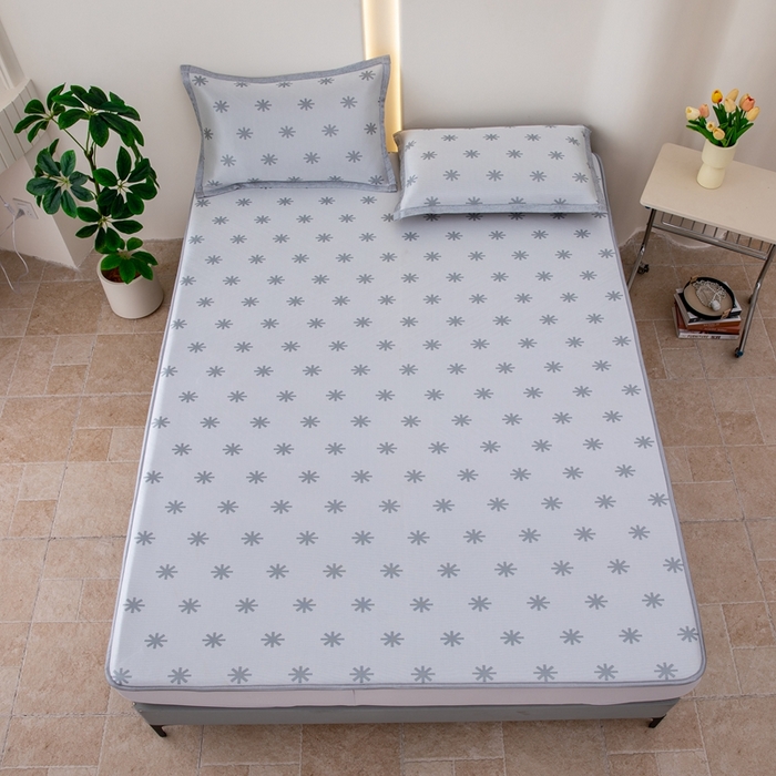 91家纺网 家纺一手货源 找家纺 凌云家纺  2025新款提花凉感冰丝席床笠款三明治凉席三件套 雪漾-灰