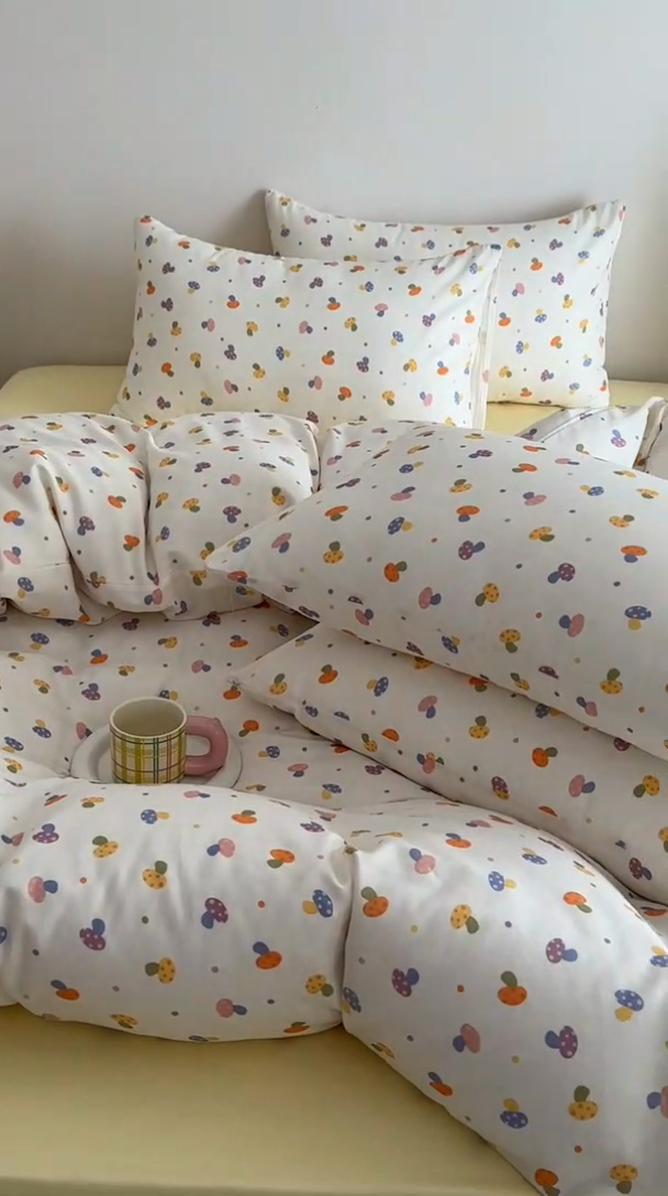 91家纺网 家纺一手货源 找家纺 塞纳 2026新款.全棉有氧双层纱四件套-场景一 彩菇轻语