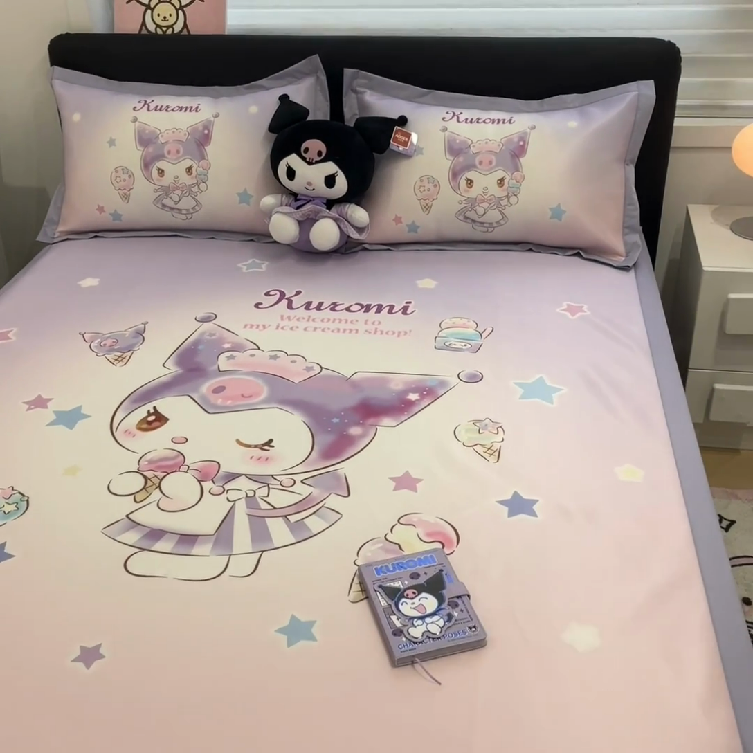 91家纺网 家纺一手货源 找家纺 2025新款正版授权A类大版数码印花三丽鸥可机洗1200D冰丝凉席席子凉席可组合针织棉夏被四件套-平铺款 平铺款-炫彩库洛米