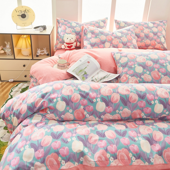 91家纺网 家纺一手货源 找家纺 黛妮雅 2025新款AB版全棉印花单被套床单枕套 花香丽影