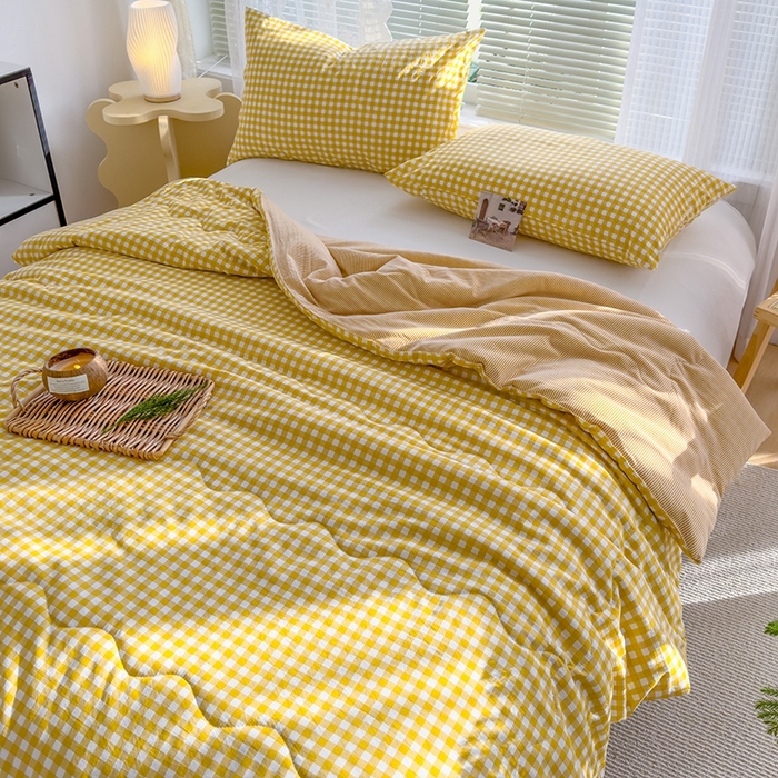 91家纺网 家纺一手货源 找家纺 2025新款无印风夏被 黄小格