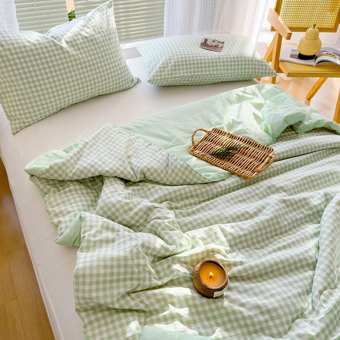 91家纺网 家纺一手货源 找家纺 2025新款无印风夏被 绿小格