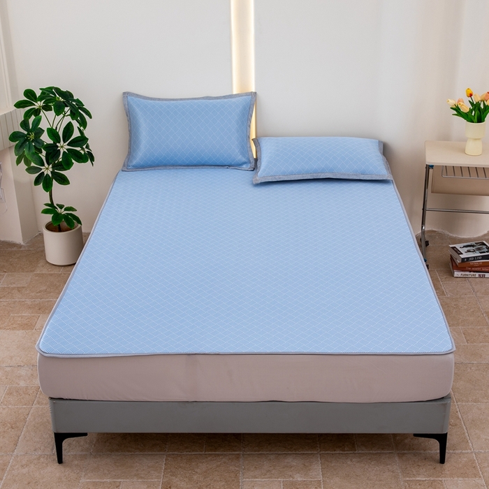 91家纺网 家纺一手货源 找家纺 凌云家纺  2025新款提花凉感冰丝席床笠款三明治凉席三件套 菱格-蓝