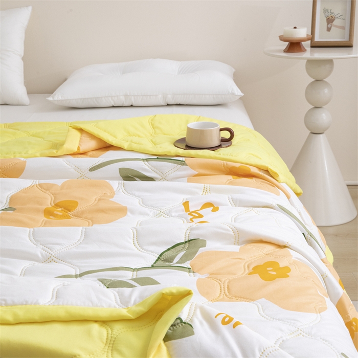 91家纺网 家纺一手货源 找家纺 席万佳 2025新款直播热款印花夏凉被空调被被子被芯水洗棉夏被 梵花