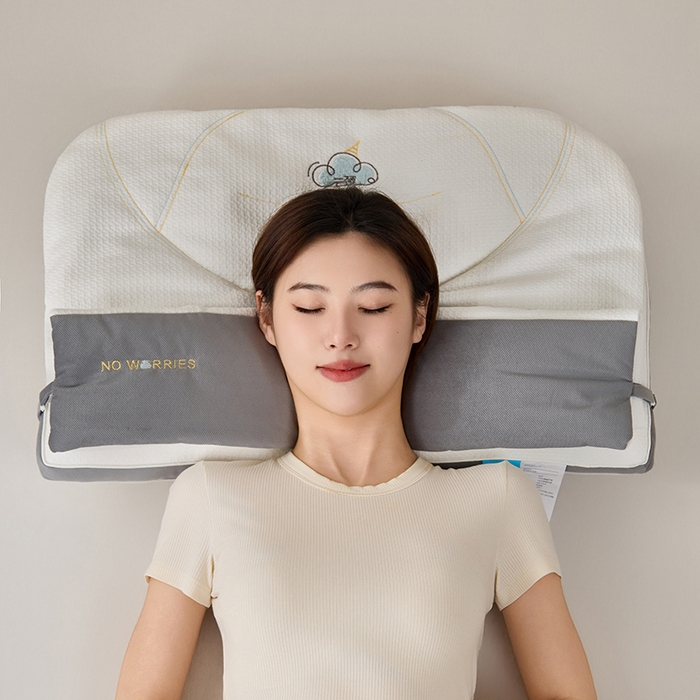 91家纺网 家纺一手货源 找家纺 （总）昕科 2025新款云颈二合一可拆卸牵引枕芯-小被子小毯子枕头刺绣双层枕芯