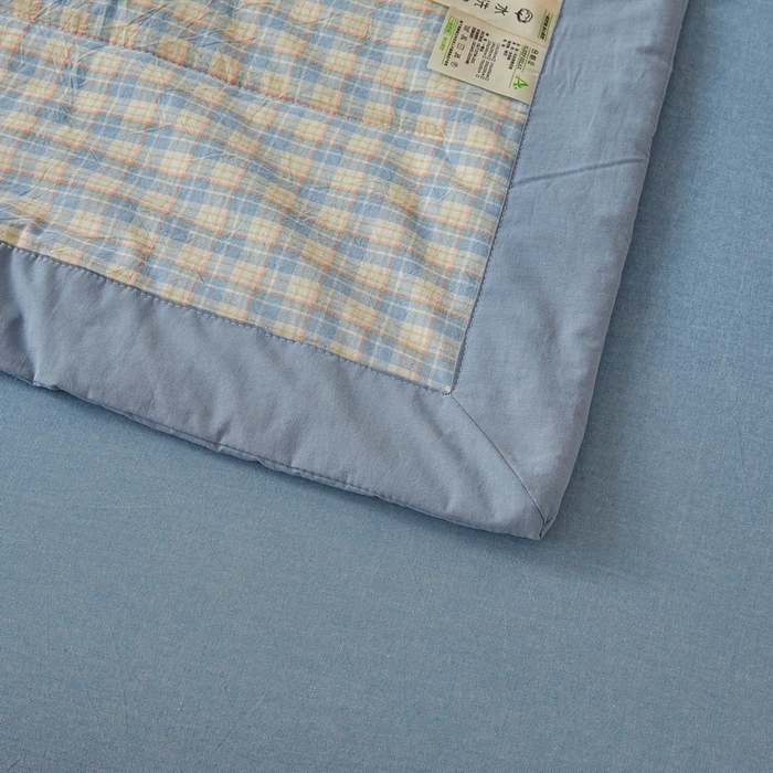 91家纺网 家纺一手货源 找家纺 伊人坊 2025新款A类无印风水洗棉新疆棉花夏被 卡洛特蓝