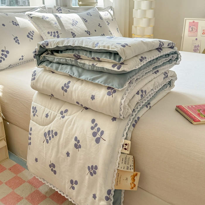 91家纺网 家纺一手货源 找家纺 慕尚家纺 2025新款水洗棉花边工艺羽丝棉卡通系列夏被 兔稚