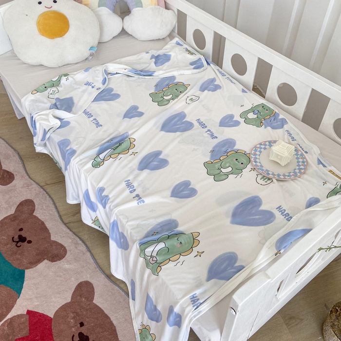 91家纺网 家纺一手货源 找家纺 2026新款儿童针织多功能盖毯 爱心布卡龙