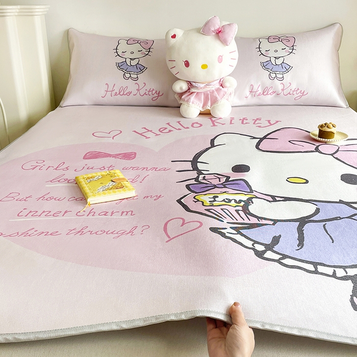 91家纺网 家纺一手货源 找家纺 米帛家纺 2025新款 A类大版三丽鸥冰藤席-床席款 香水凯蒂猫