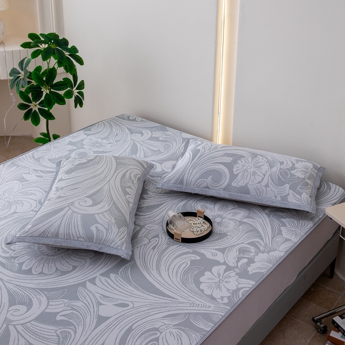 91家纺网 家纺一手货源 找家纺 凌云家纺  2025新款提花凉感冰丝席床笠款三明治凉席三件套 洛克-灰