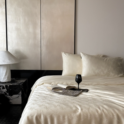 91家纺网 家纺一手货源 找家纺 玉宇阁家居 2025新款60S色织天丝大提花四件套-半岛茶 半岛茶-奶油色