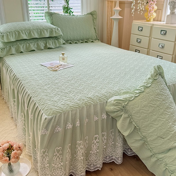 91家纺网 家纺一手货源 找家纺 2025新款A类华夫格大豆棉床裙四件套-梦幻花园 梦幻花园-绿