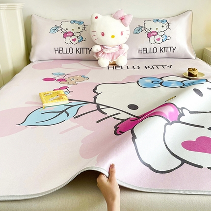 91家纺网 家纺一手货源 找家纺 米帛家纺 2025新款 A类大版三丽鸥冰藤席-床席款 樱桃凯蒂猫