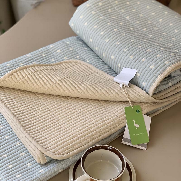 91家纺网 家纺一手货源 找家纺 汇庭 2025新款蔓莎床盖三件套系列-实拍 小爱心兰