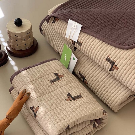 91家纺网 家纺一手货源 找家纺 汇庭 2025新款蔓莎床盖三件套系列-实拍 巴迪狗