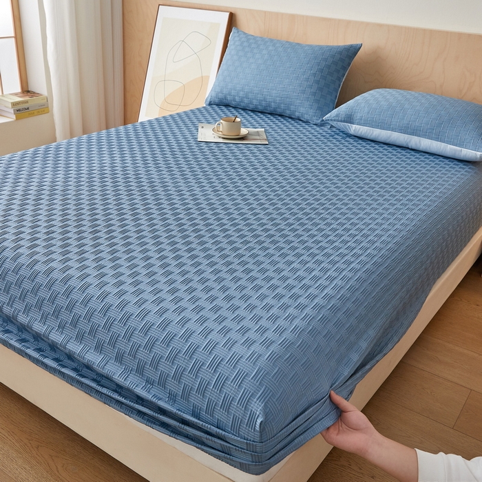 91家纺网 家纺一手货源 找家纺 梦镜2025新款A类亲肤棉华夫格棋盘格防水床笠 华夫格-湖蓝