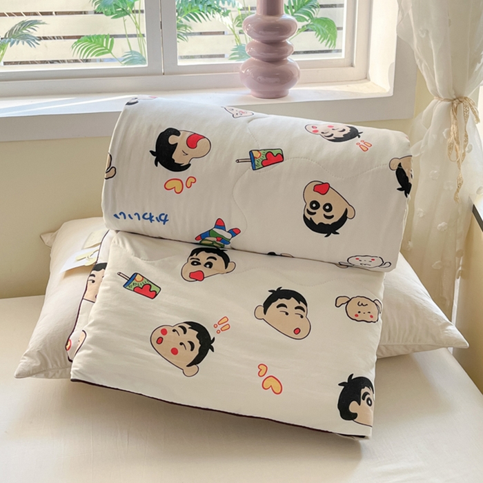 91家纺网 家纺一手货源 找家纺 贝扬思家纺 2025新款水洗皱皱纱系列夏被-系列二 趣味小新