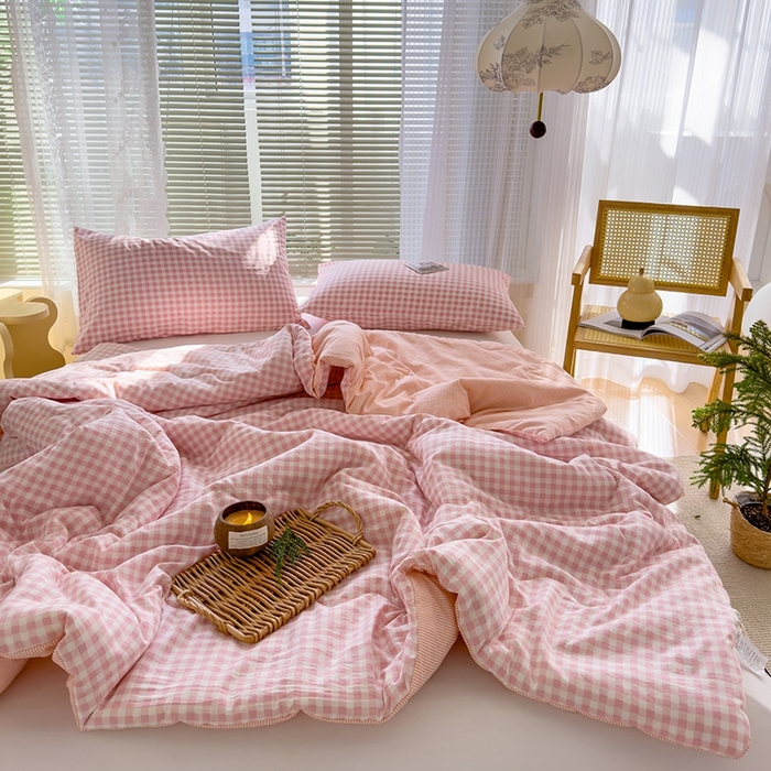 91家纺网 家纺一手货源 找家纺 2025新款无印风夏被 粉小格