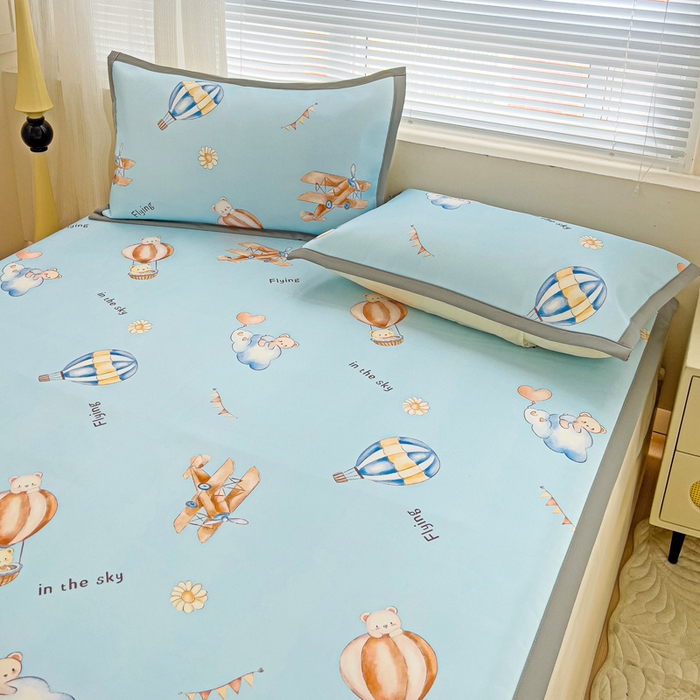 91家纺网 家纺一手货源 找家纺 富馨莱 2025新款平铺款冰藤印花凉席A类抗菌冰丝席支持定制尺寸 星空探险家