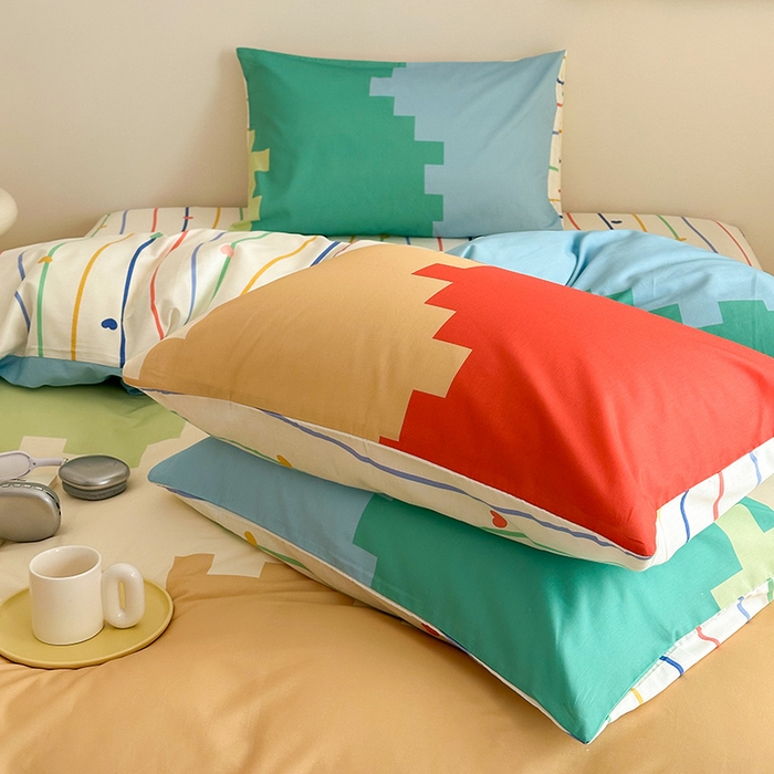 91家纺网 家纺一手货源 找家纺 花言狐语 2025新款全棉13372卡通大版数码印花四件套（提供买家秀） 彩虹糖