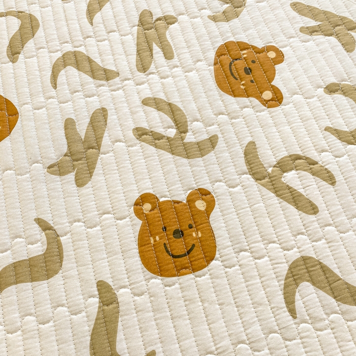 91家纺网 家纺一手货源 找家纺 顺顺家纺 2025新款全棉卡通夹棉床盖 熊熊降临