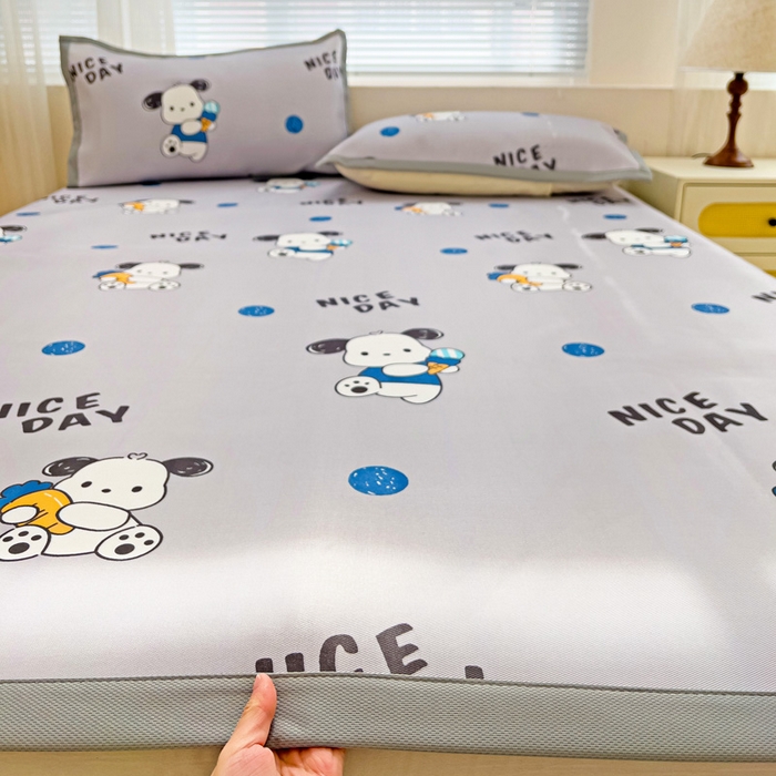 91家纺网 家纺一手货源 找家纺 富馨莱 2025新款平铺款冰藤印花凉席A类抗菌冰丝席支持定制尺寸 乖乖狗