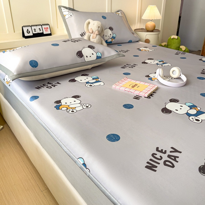 91家纺网 家纺一手货源 找家纺 富馨莱 2025新款床笠款冰藤印花凉席A类抗菌冰丝席支持定制尺寸 乖乖狗