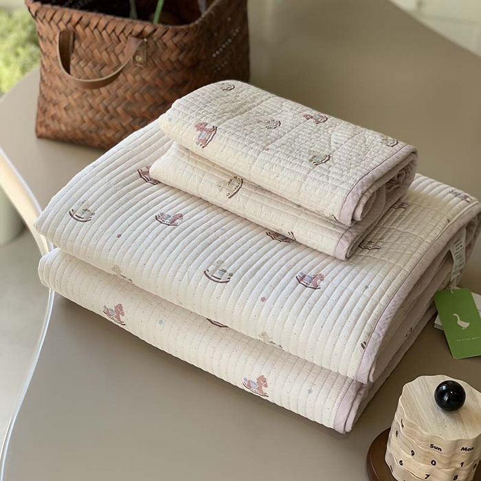 91家纺网 家纺一手货源 找家纺 汇庭 2025新款蔓莎床盖三件套系列-实拍 达拉木马