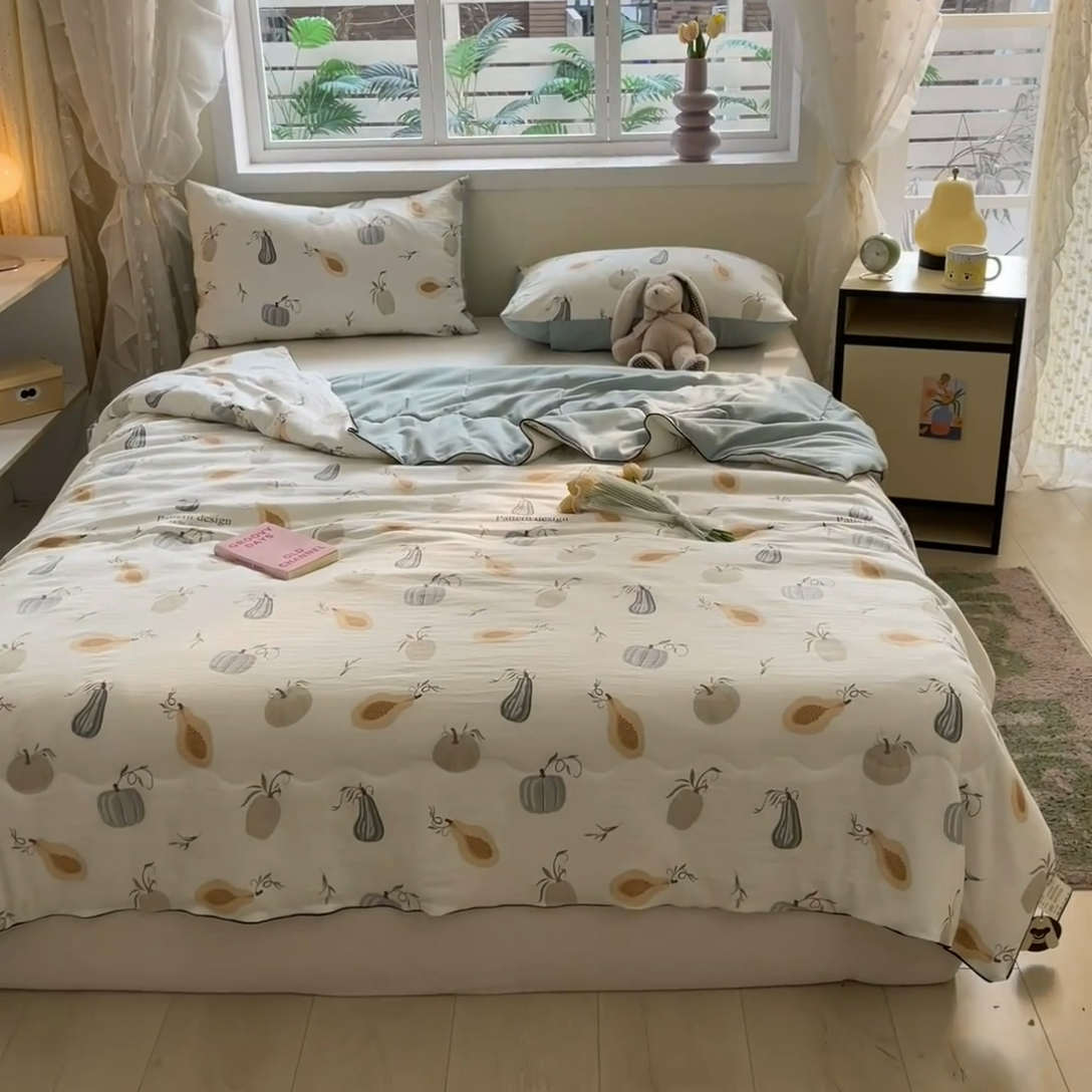 91家纺网 家纺一手货源 找家纺 贝扬思家纺 2025新款水洗皱皱纱系列夏被-系列二 南瓜日记