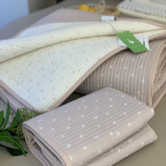 91家纺网 家纺一手货源 找家纺 汇庭 2025新款全棉床盖三件套-实拍 小小樱桃粉