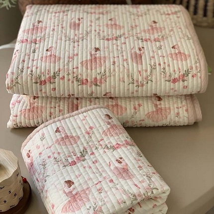 91家纺网 家纺一手货源 找家纺 汇庭 2025新款蔓莎床盖三件套系列-实拍 典雅女孩