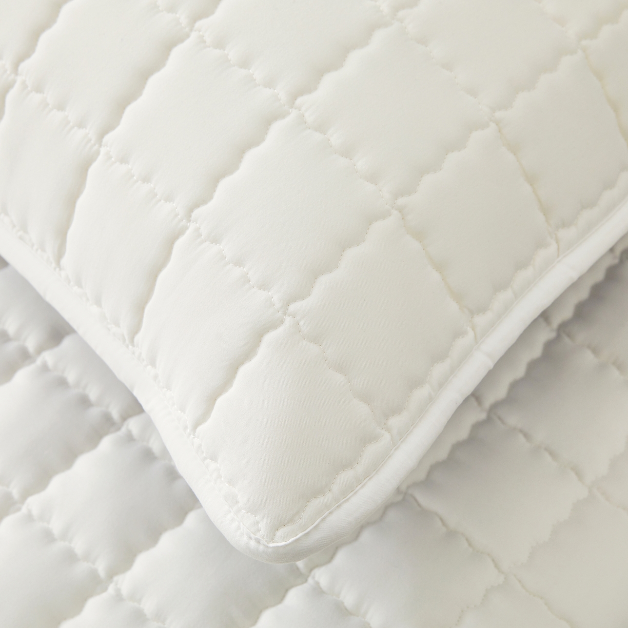 91家纺网 家纺一手货源 找家纺 欧邦 2025新款可拆卸六面全包夹棉床笠 单面夹棉-本白