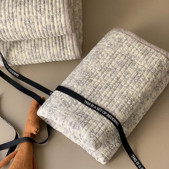 91家纺网 家纺一手货源 找家纺 汇庭 2025新款蔓莎床盖三件套系列-实拍 浅夕