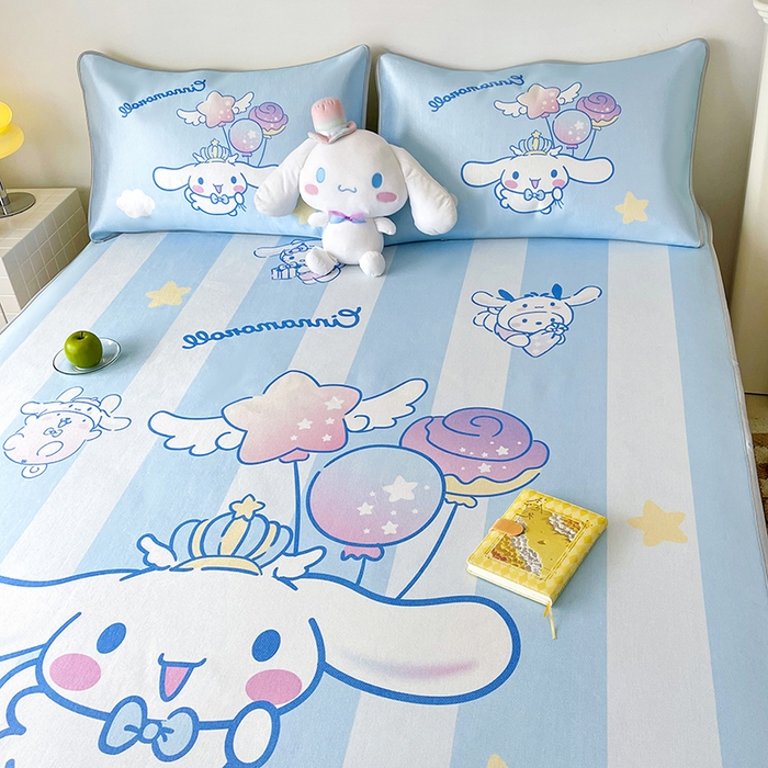 91家纺网 家纺一手货源 找家纺 米帛家纺 2025新款 A类大版三丽鸥冰藤席-床笠款 气球玉桂狗