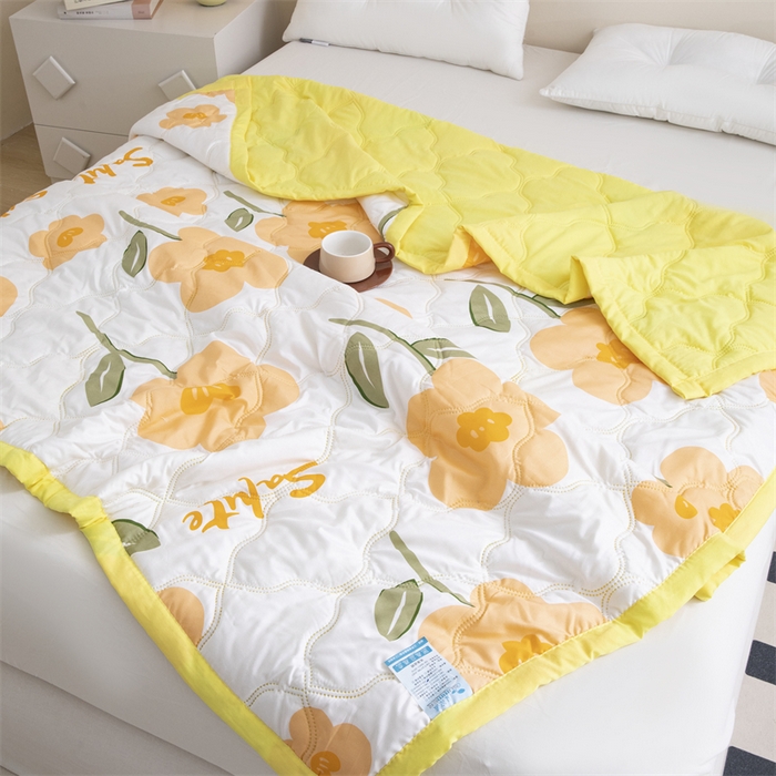 91家纺网 家纺一手货源 找家纺 席万佳 2025新款直播热款印花夏凉被空调被被子被芯水洗棉夏被 梵花